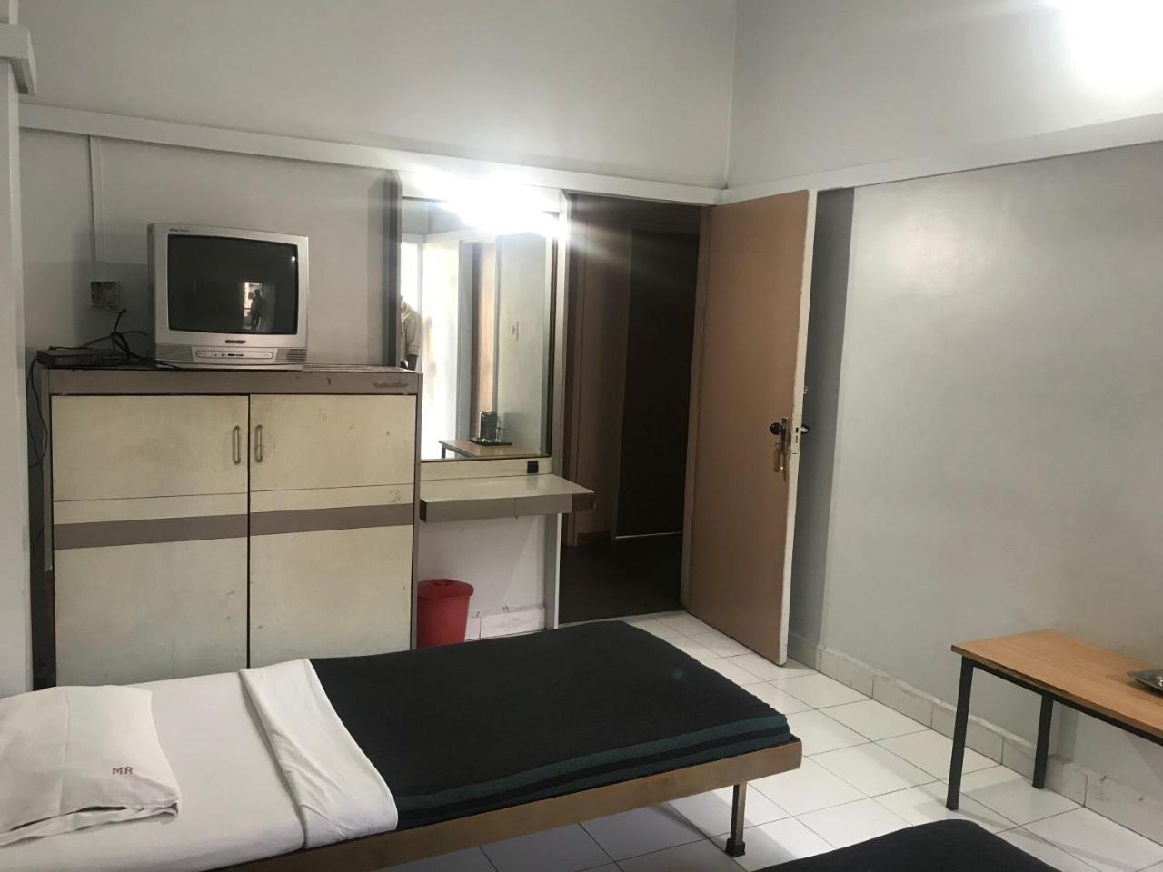 Hotel Maurya Residency Púna Exteriér fotografie