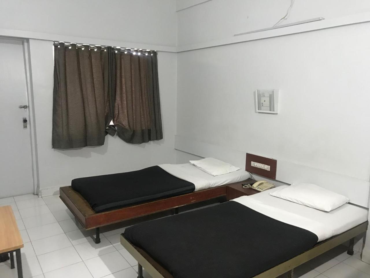 Hotel Maurya Residency Púna Exteriér fotografie